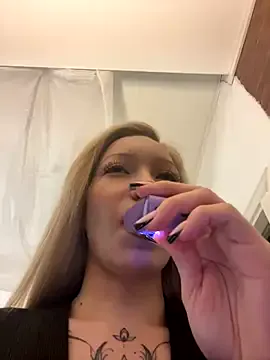 winter11 – webcam model profile photo Image 10