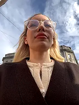 winter11 – webcam model profile photo Image 13