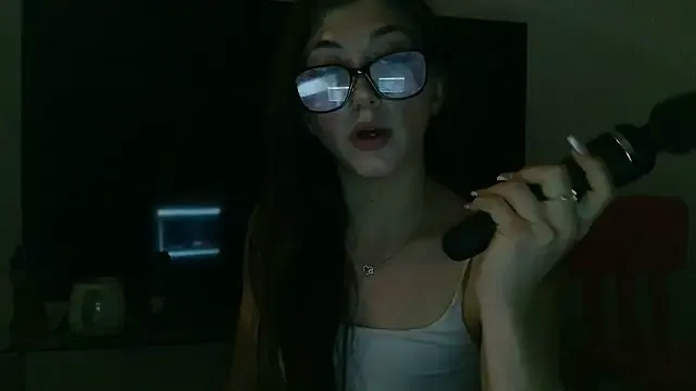 _meganmeow_ – webcam model profile photo Image 2