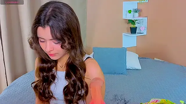 Runarunapi – webcam model profile photo Image 11