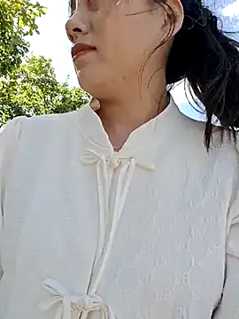 Lola_Hale – webcam model profile photo Image 4