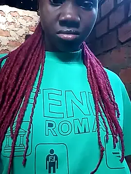 Runarunapi – webcam model profile photo Image 7