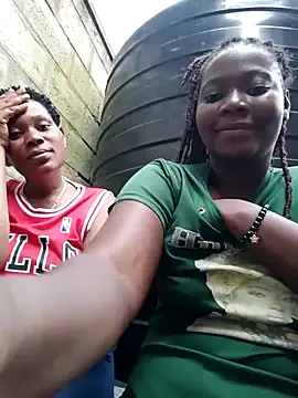 Runarunapi – webcam model profile photo Image 2