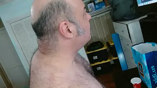 _2strangers – webcam model profile photo Image 16