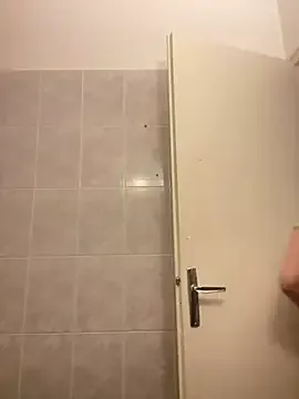 AthenaStar – webcam model profile photo Image 13