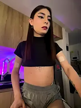 lavetax – webcam model profile photo Image 7