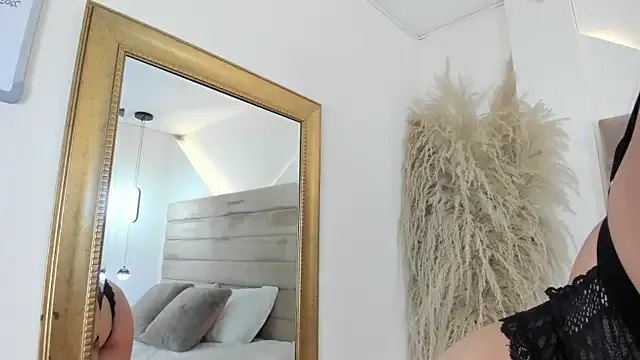 plump_bums live broadcast Image 3