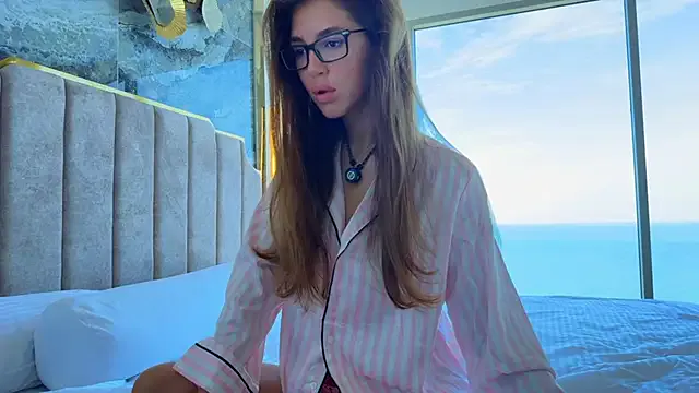honeyyykate – webcam model profile photo Image 11
