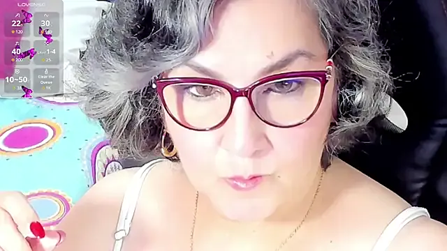 Runarunapi – webcam model profile photo Image 17