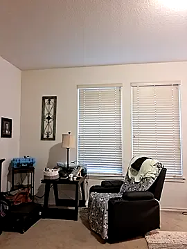 _milkyway – webcam model profile photo Image 2