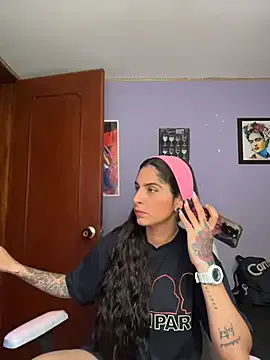 mia_dynasty – webcam model profile photo Image 9