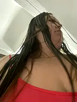 Runarunapi – webcam model profile photo Image 14