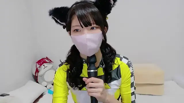 Yui-Ch – webcam model profile photo Image 10
