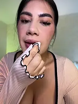 _meganmeow_ – webcam model profile photo Image 18