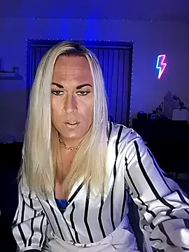 Jules_Anderson – webcam model profile photo Image 5