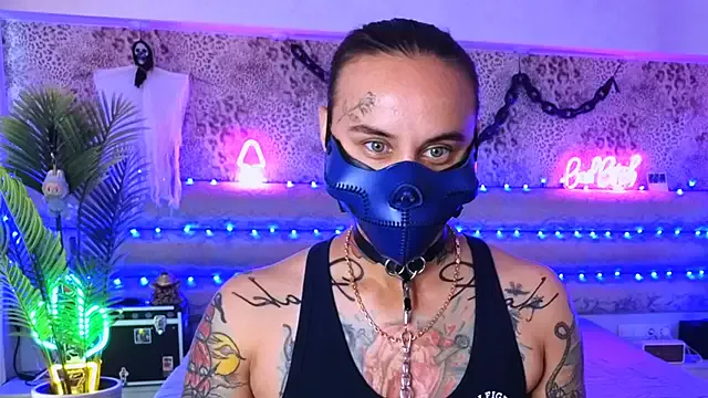 Runarunapi – webcam model profile photo Image 14