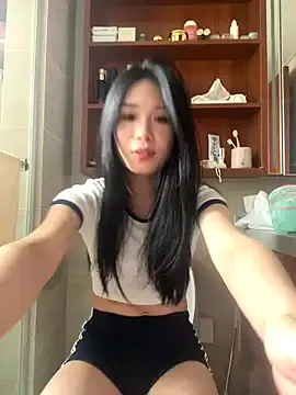 squikt – webcam model profile photo Image 11