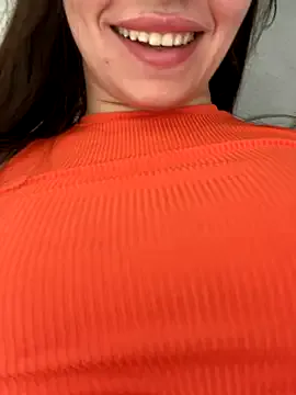 nicole_98 – webcam model profile photo Image 10