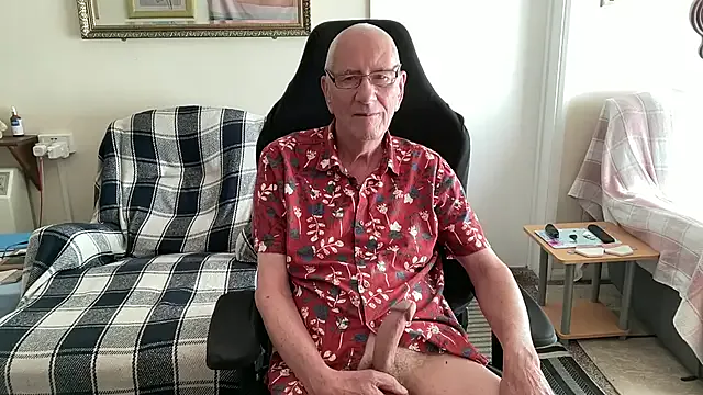 aviebby – webcam model profile photo Image 15