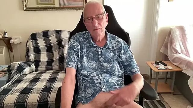 aviebby – webcam model profile photo Image 19