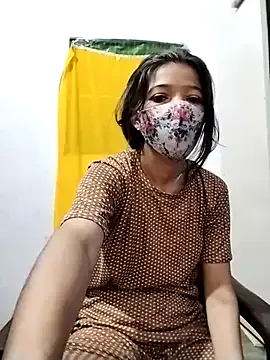 Runarunapi – webcam model profile photo Image 18