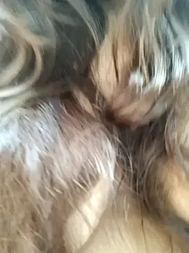 RebeccaSquirtsXXX – webcam model profile photo Image 10