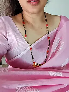 DandanBurgerking – webcam model profile photo Image 2