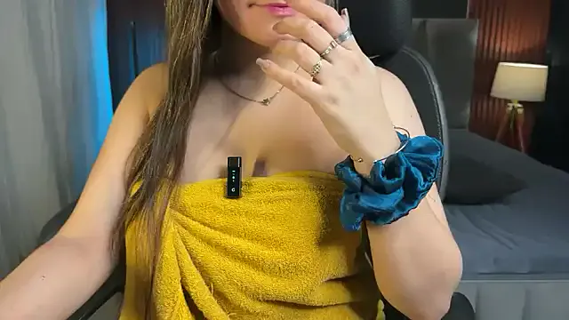 chloewildd – webcam model profile photo Image 13