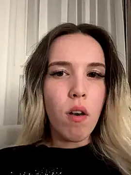 _meganmeow_ – webcam model profile photo Image 3