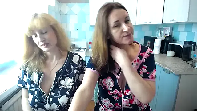 TalullaX – webcam model profile photo Image 12