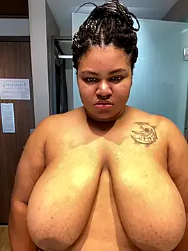 _meganmeow_ – webcam model profile photo Image 2