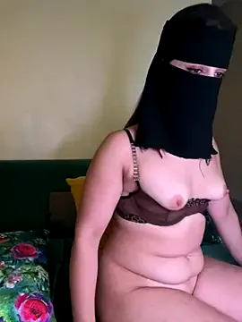 miaceleste – webcam model profile photo Image 14