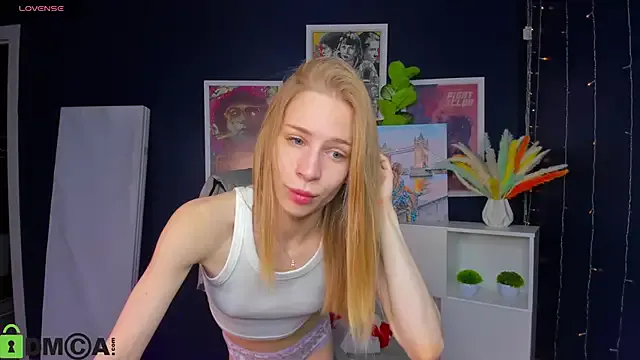 Runarunapi – webcam model profile photo Image 15