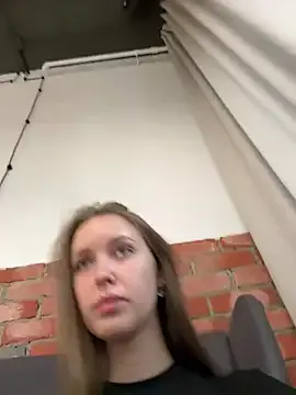 Runarunapi – webcam model profile photo Image 10