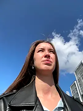 Runarunapi – webcam model profile photo Image 16