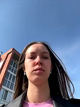 Runarunapi – webcam model profile photo Image 18