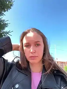 Runarunapi – webcam model profile photo Image 8