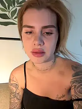 _meganmeow_ – webcam model profile photo Image 10