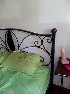 First_loves_sexys – webcam model profile photo Image 5