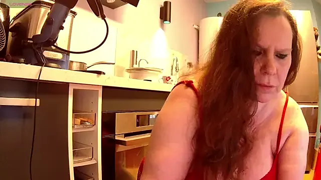 helenamoeller – webcam model profile photo Image 12