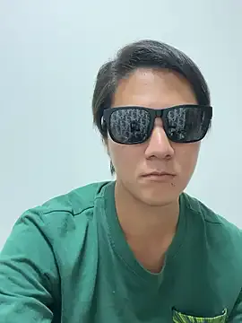 _milkyway – webcam model profile photo Image 10