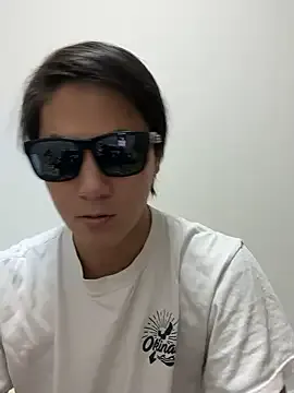 _milkyway – webcam model profile photo Image 8