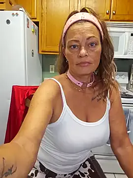 winter11 – webcam model profile photo Image 18