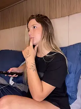 avaowenss – webcam model profile photo Image 3