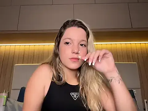 avaowenss – webcam model profile photo Image 6