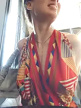 LOVE_MIREI_LOVE – webcam model profile photo Image 11