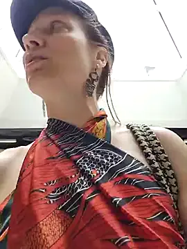 LOVE_MIREI_LOVE – webcam model profile photo Image 6