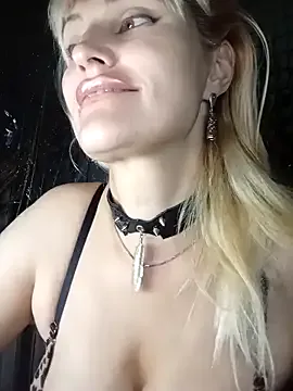 Selenaaaaa- – webcam model profile photo Image 18