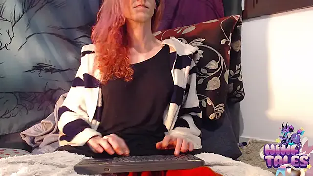 missdirtyhot_ – webcam model profile photo Image 7