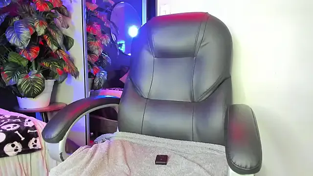 Salytexas – webcam model profile photo Image 9